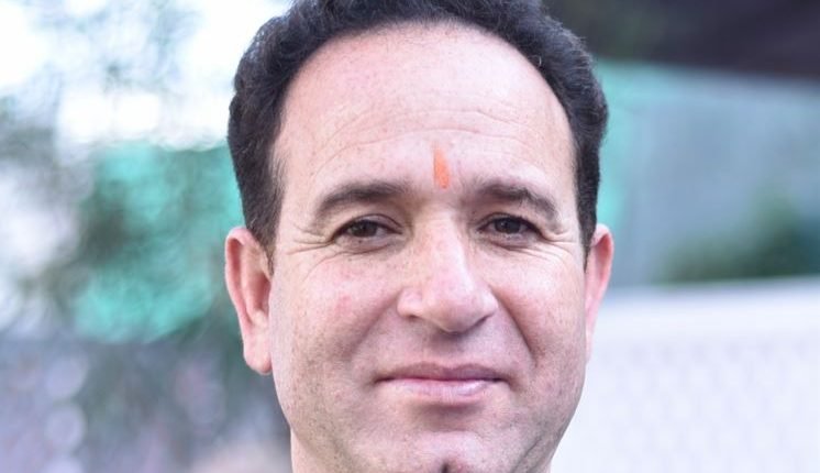 Sunil Sharma Terms Omar Abdullah’s Wall-Scaling Act ‘Unfortunate’, Warns of Wrong Signal to Youth