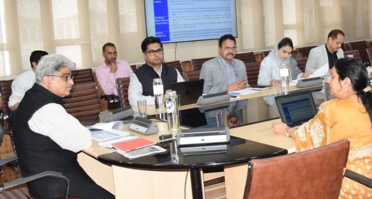 Ensure timely completion of SBM 2.0, AMRUT projects: Chief Secretary