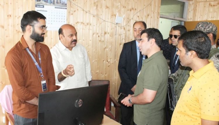 Dy CM pays surprise visit to Labour Commissioner Office in Srinagar