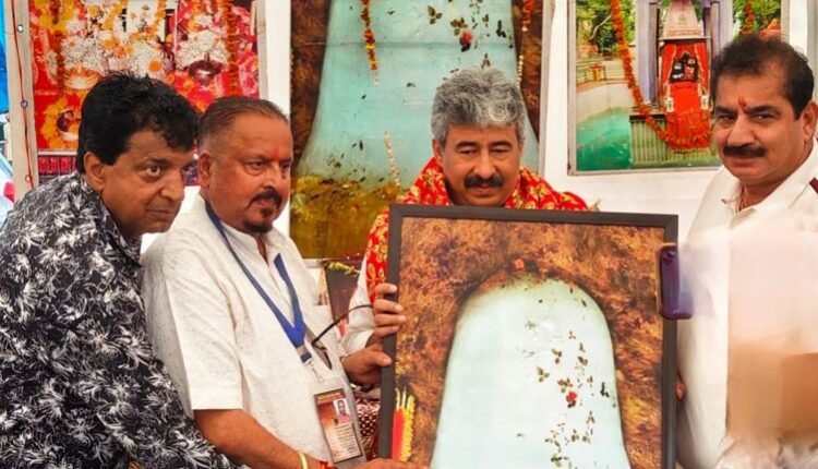 Langar volunteers praised as Director Industries reviews pilgrim support services at key Jammu locations