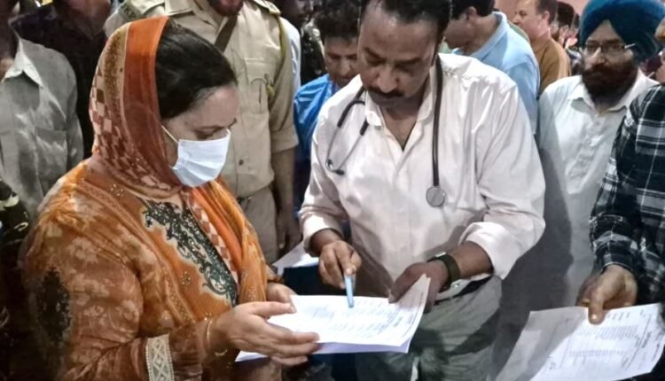 Sakeena Itoo conducts surprise inspection of Emergency Hospital Qazigund, assesses quality of healthcare services