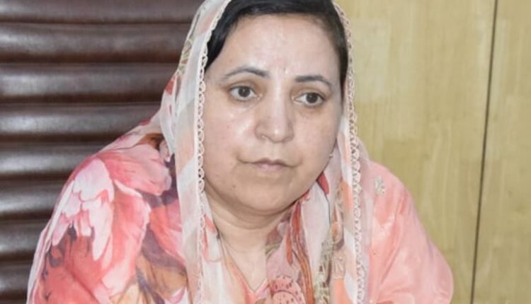 Sakeena Itoo reviews performance, functioning of J&K Medical Supplies Corporation Limited