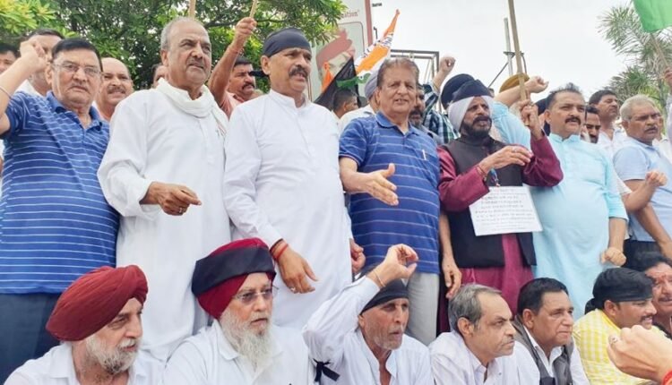 August 5 as Black Day Protest Becomes People's Voice in J&K: Led by Congress