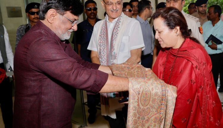 LG Kavinder reaches Daman & Diu; reviews flagship infrastructure and development projects