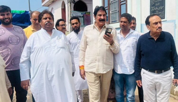 Raman Bhalla, Yogesh Sawhney, Ved Mahajan  visited flood affected areas;demands  rehabilitation of  35 families of  Sunjawan