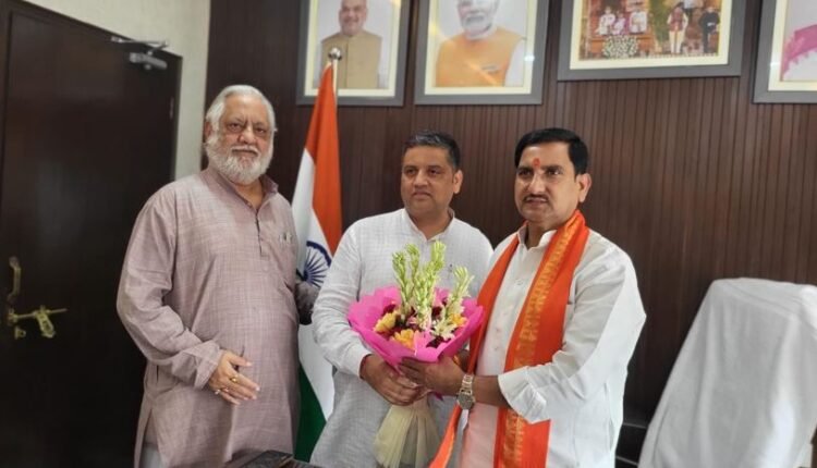 MLA Marh meets Minister of State for Housing and Urban Affairs in New Delhi