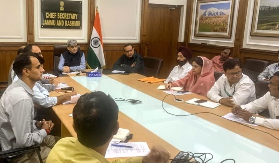 Chief Secretary reviews availability, distribution of petroleum products in far-flung areas of J&K