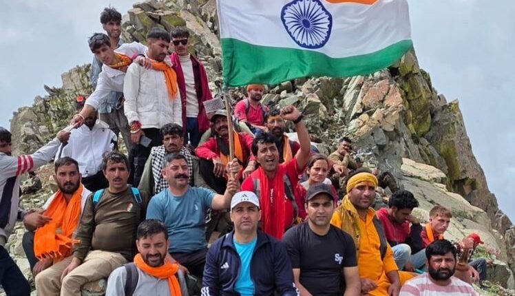 Tricolour hoisted at 11,500 ft during Kounsar Nag yatra