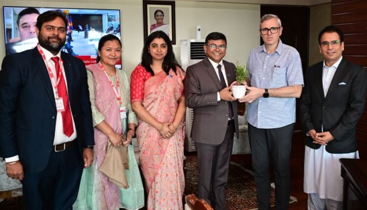 Union Bank of India donates ₹1 crore towards flood relief, presents cheque to CM