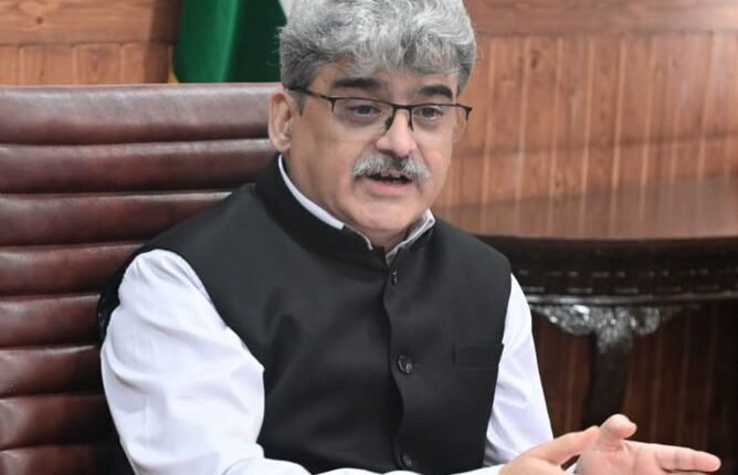 15 J&K Districts Cross 95% Literacy Mark As CS Calls For Long-Term Education Milestones