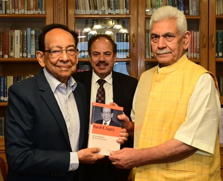 Multi-stakeholder collaboration key to strengthening J&K’s disaster management ecosystem, says LG