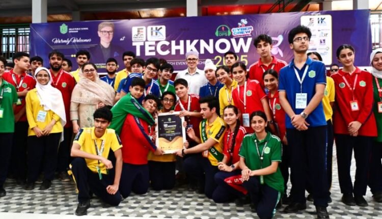 CM Omar Abdullah emphasizes equal opportunities in Government Schools