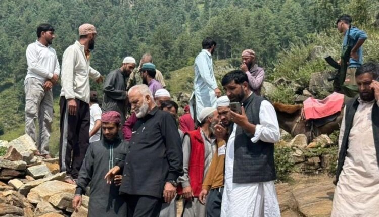 Saroori Visited to Bunjwah, Reviews Losses Caused by Rains and Cloudbursts
