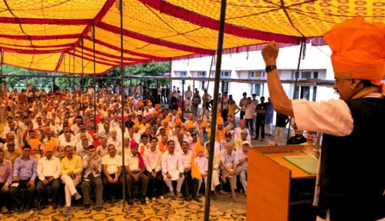 Slathia pays glowing tribute to Maharaja Hari Singh Ji on 131st birth anniversary