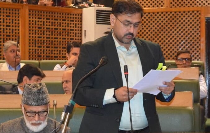 New fleet of buses arriving, border districts to be prioritised during their deployment: Transport Minister