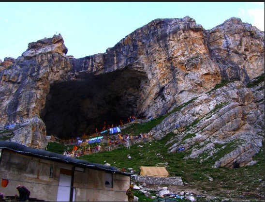 Amarnath Shrine Sees 100-Fold Surge in Cash Donations Post-Covid Restrictions: RTI