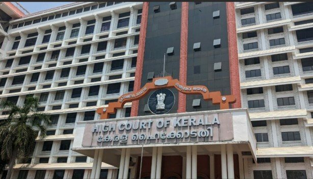 Kerala HC Directs SIT to Register Case in Sabarimala Gold Theft Allegation