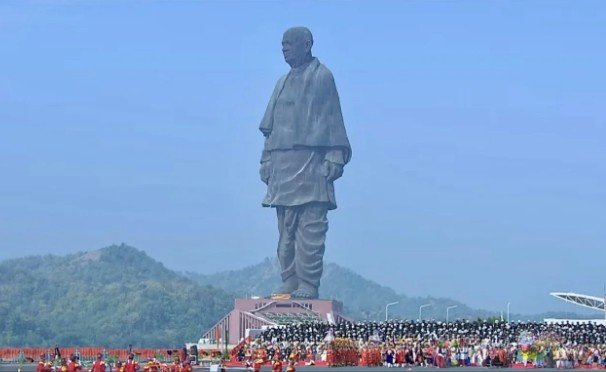 PM Modi Leads Tribute at Statue of Unity as India Marks Sardar Patel’s 150th Birth Anniversary