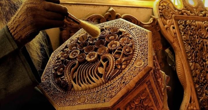 KNOW YOUR ARTISAN