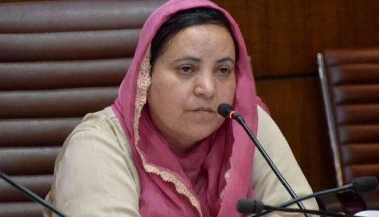 Sakeena Itoo reviews performance, functioning, progress of School, Higher Education Deptts.