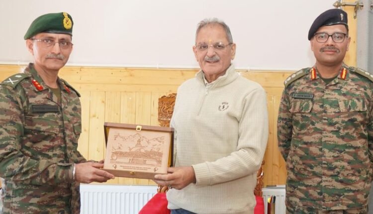 Major General Praveen Chhabra calls on Lt Governor Kavinder Gupta