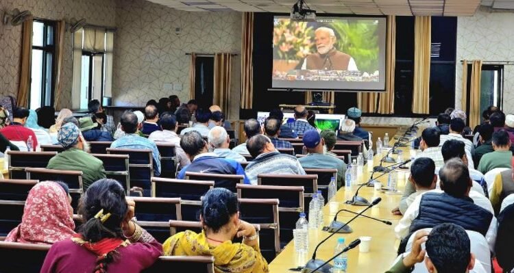 RDPRD organises live streaming of  PM-DDKY launch across Panchayats in J&K