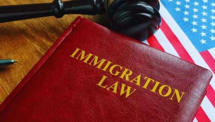 Three Sonamarg Hoteliers Booked for Violating Immigration Laws