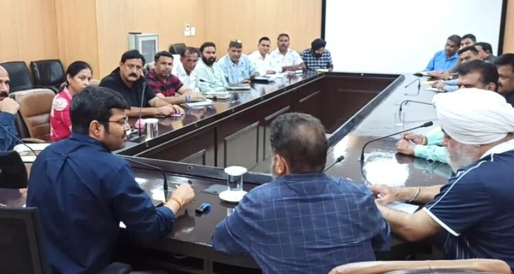 JMC Commissioner reviews preventive measures against dengue;Asks Corporation, Health Department to work in synergy