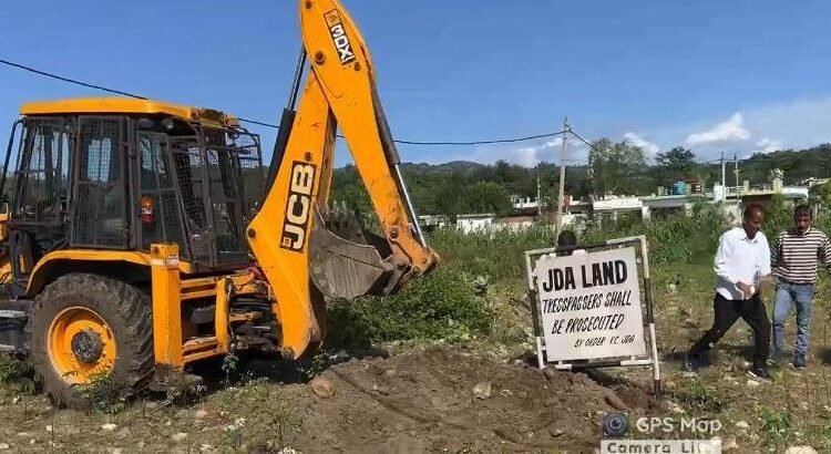 JDA conducts anti-encroachment drive at Jagti-Nagrota; retrieves 50 Kanal Land