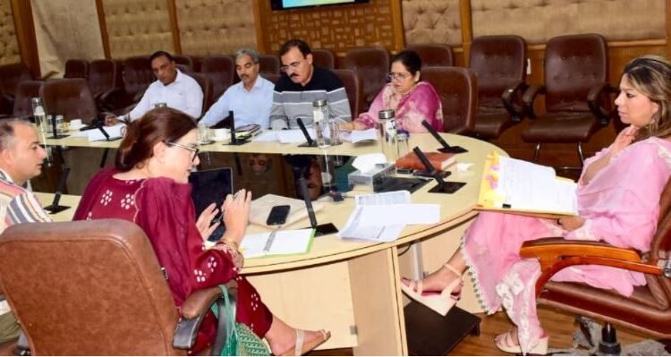 Comm Secy YSS Yasha Mudgal assesses progress of SASCI, Khelo India, PMDP, CSS projects of JKSC