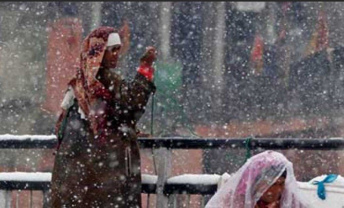Kashmir Records Coldest November Since 2007 as Srinagar Temperature Plunges to -4.5°C