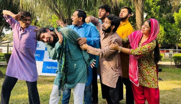 Balwant Thakur’s Hindi Play ‘AAG’ Exposes Grim Reality of Drug Menace at Rani Park, Jammu