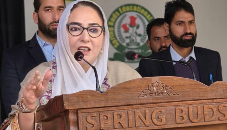 In the age of artificial intelligence, teachers have bigger roles to play for boosting our young minds: Dr Darakhshan