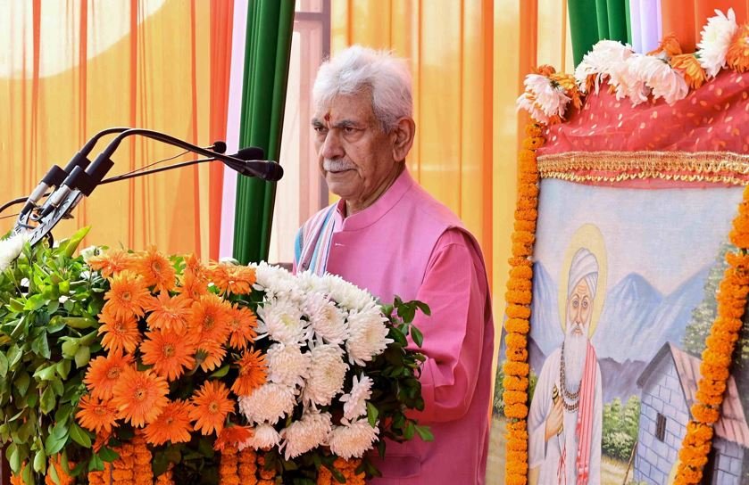 Together we can make a strong, secure, prosperous and self-reliant Jammu Kashmir: LG Sinha