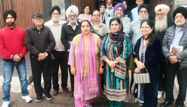 VNKM organizes Kavi Darbar dedicated to Guru Nanak Dev Ji