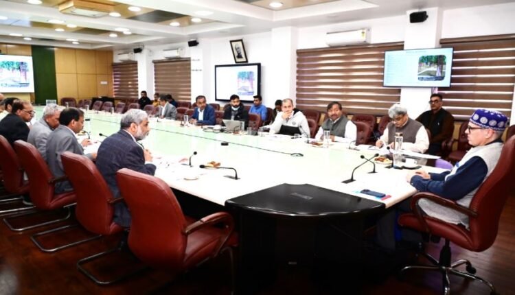 CM Omar Abdullah reviews progress in completion of Revenue Department projects, calls for early execution of pending works