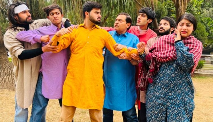 Balwant Thakur’s Hindi play ‘AAG’ staged at Rani Park under Natrang’s Sunday Theatre