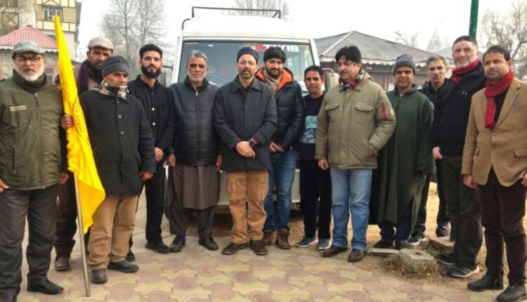 Handicrafts & Handloom Dept flags of artisans for participation in GI Mahotsav in New Delhi