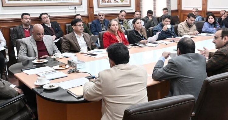 CS directs to cut down grievance disposal time and strengthen citizen responsiveness