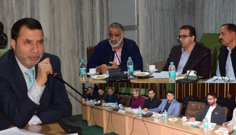 Peerzada Farooq Shah chairs meeting of Committee on Petitions