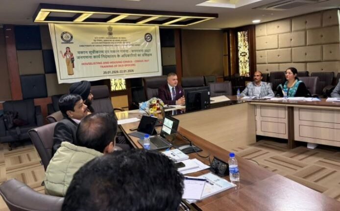 Amit motivates JKL DCO Officers during inauguration of Houselisting Training for Census 2027