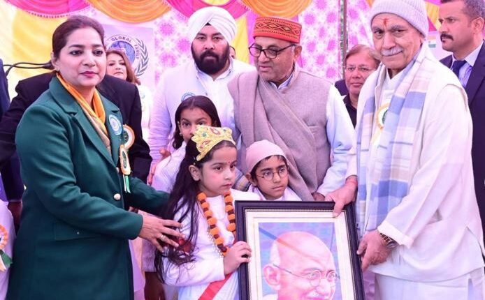 In times of global despair, hope will emerge from Gandhian values and principles: LG