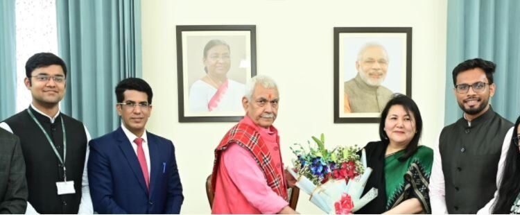 LG Manoj Sinha Interacts with IDES Probationers at Lok Bhavan, Stresses Integrity in Public Service