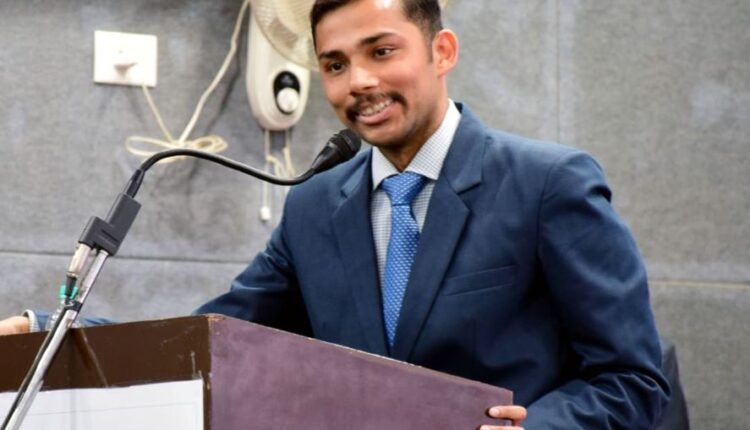 Journalism in the Digital Age