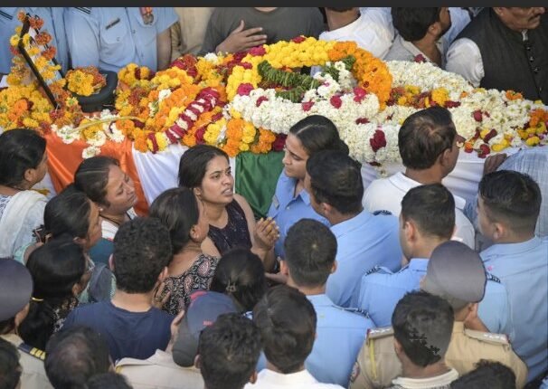 Gadkari Visits Home of IAF Pilot Killed in Sukhoi Crash, Pays Tributes