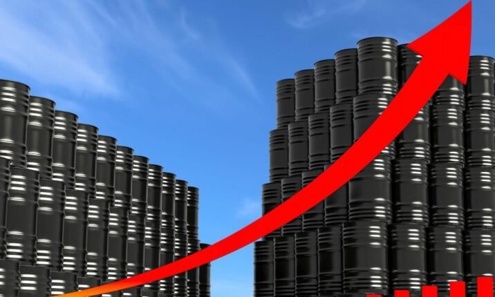 Oil Price Shock Raises Pressure on India’s Economy Amid Global Uncertainty