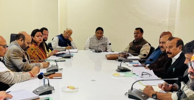 BJP reviews organization across J&K, Sat Sharma calls for grassroots empowerment