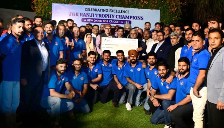 CM Omar Abdullah hosts dinner to honour J&K’s Ranji Trophy Champions