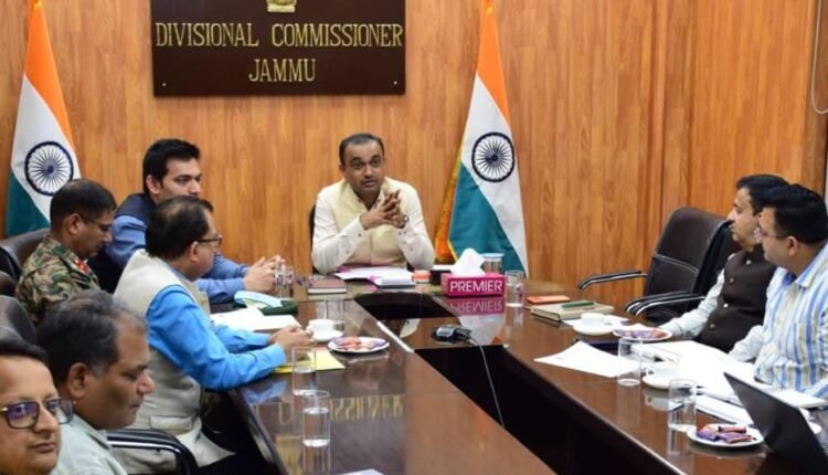 Div Com Ramesh Kumar directs fast resolution of bottlenecks in key road projects