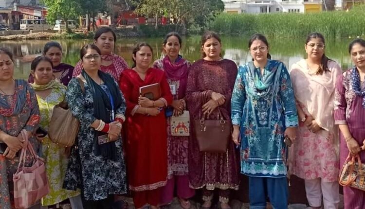 JMC deploys SHG Community Mobilizers to strengthen sanitation, waste management across Jammu
